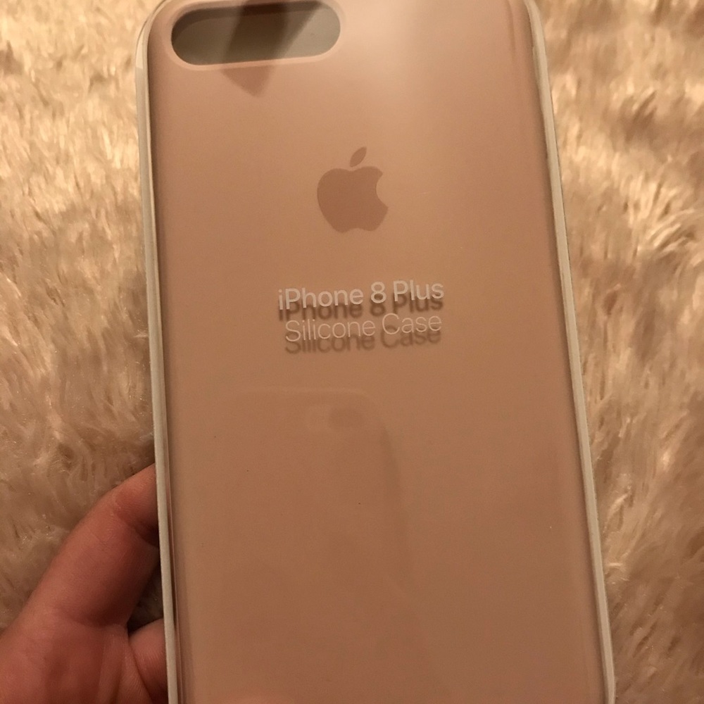 Pink Apple Silicon iPhone 7 and 8 Plus case!